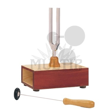 Ladička 440 Hz na rezonanční skříňce