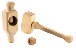 Dřevěný louskáček na ořechy